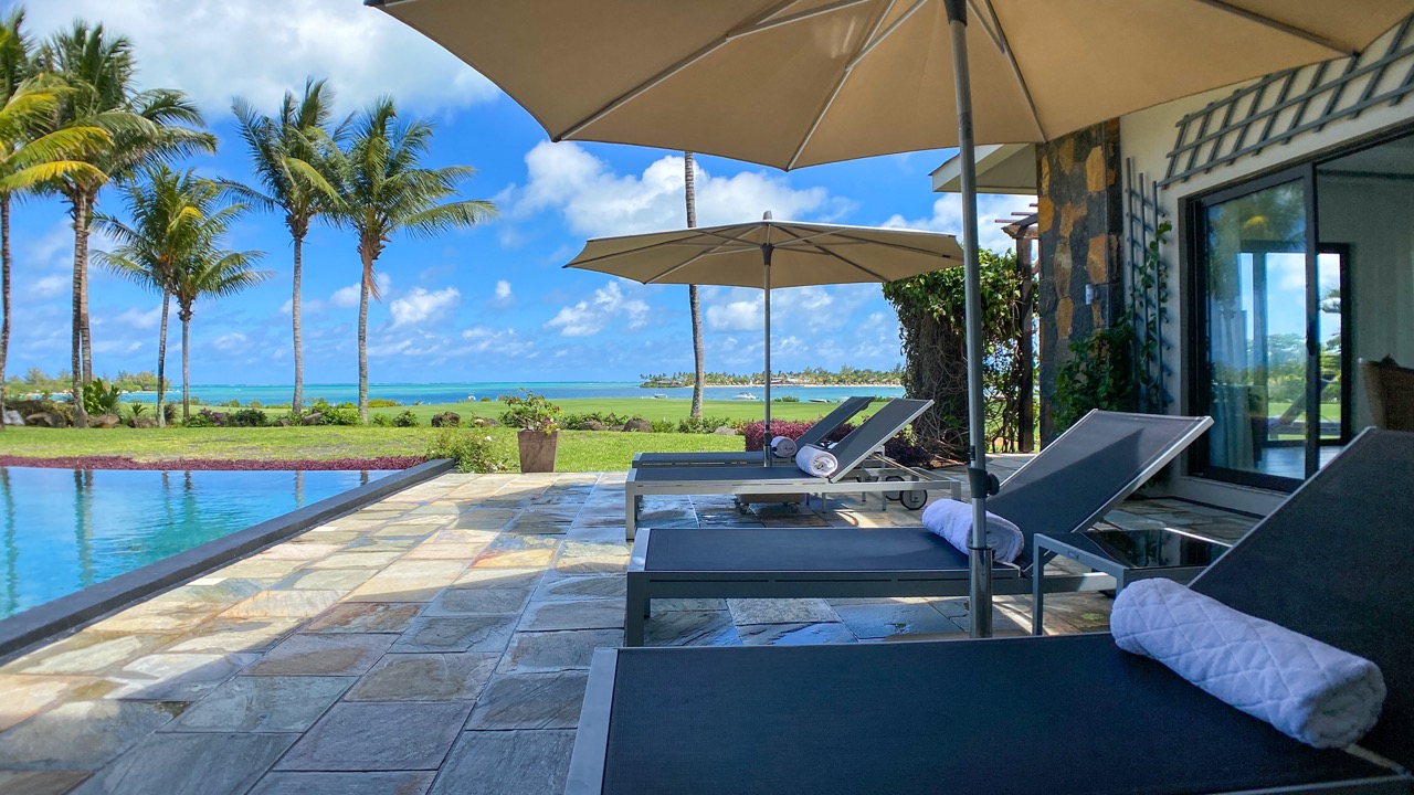 How do you choose the perfect villa for your stay in Mauritius?